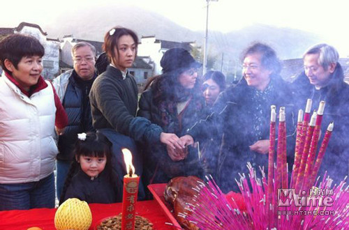 刘青云汤唯主演新片开拍 传人物原型是成龙父母