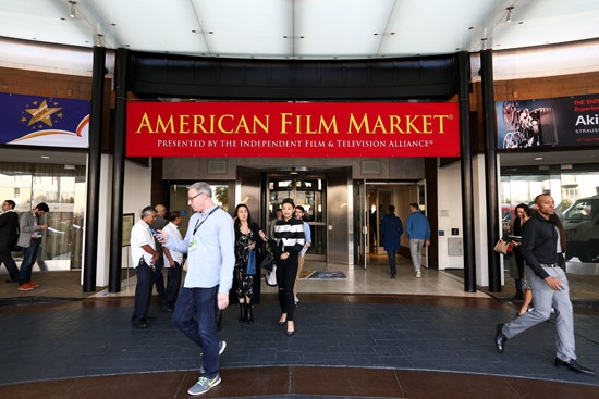 美国电影市场观察：巨人觉醒 中国面孔无处不在