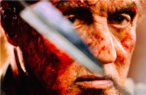 《第一滴血5》被评R级 狠人史泰龙揍毒枭血腥升级