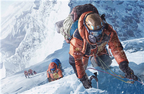 纪录电影《珠峰队长》定档7月2日，全球首部真实记录珠峰攀登全程的电影
